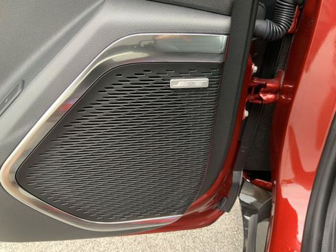 New 2026 Chevrolet Traverse RS w/ LPO, Floor Liner Package FWD image 22