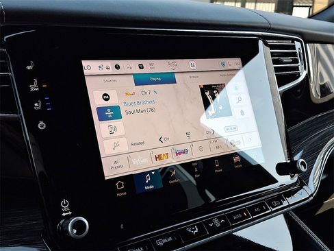 Used 2022 Jeep Wagoneer Series III w/ Convenience Group I image 17