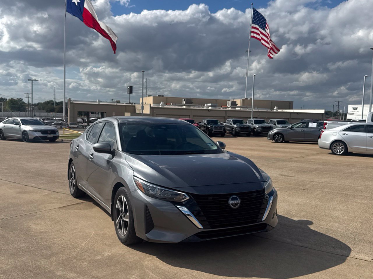 Used 2025 Nissan Sentra SV w/ Trunk Package FWD image 3