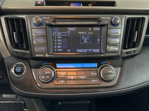 Used 2014 Toyota RAV4 Limited AWD/4WD image 20