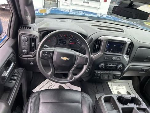 Used 2023 Chevrolet Silverado 1500 Custom AWD/4WD image 27