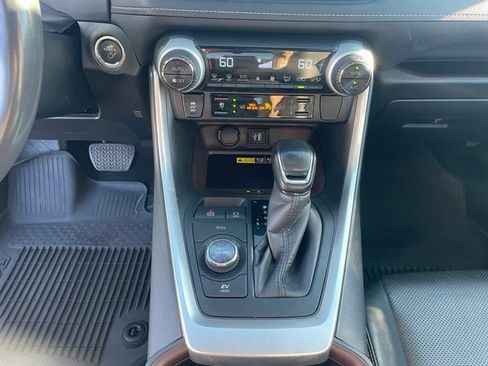 Used 2023 Toyota RAV4 Limited AWD/4WD image 24