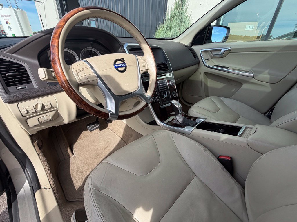 Used 2013 Volvo XC60 3.2 Platinum FWD image 7