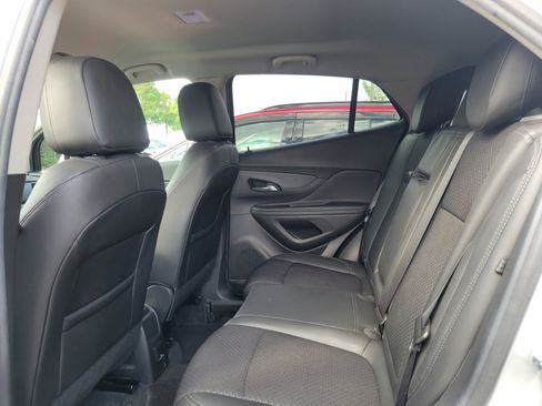 Used 2022 Buick Encore Preferred w/ Safety Package image 13