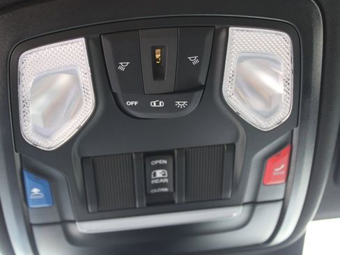 New 2026 RAM 3500 Tradesman AWD/4WD image 17