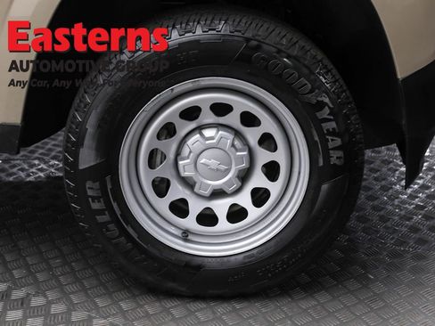 Used 2024 Chevrolet Colorado W/T image 29