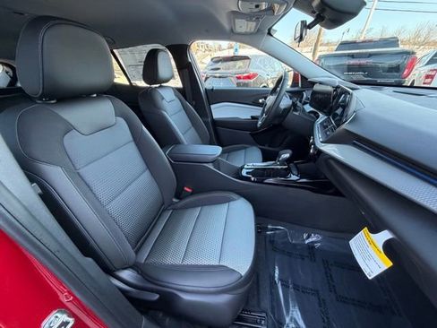 New 2026 Chevrolet Trax LT w/ Driver Confidence Package image 36