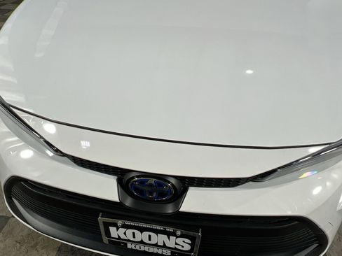 Used 2023 Toyota Corolla LE image 12