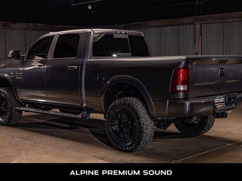 Used 2018 RAM 2500 Laramie w/ Sport Appearance Group AWD/4WD image 7