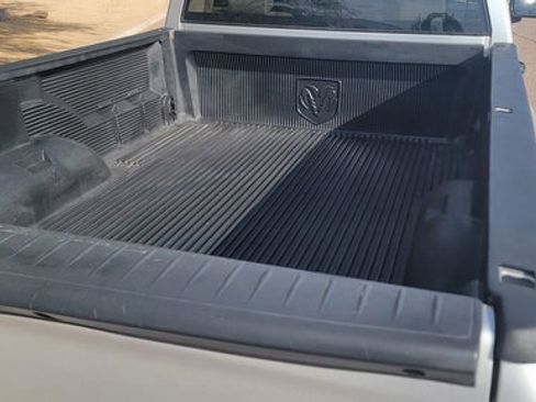 Used 2007 Dodge Ram 1500 Truck ST image 16