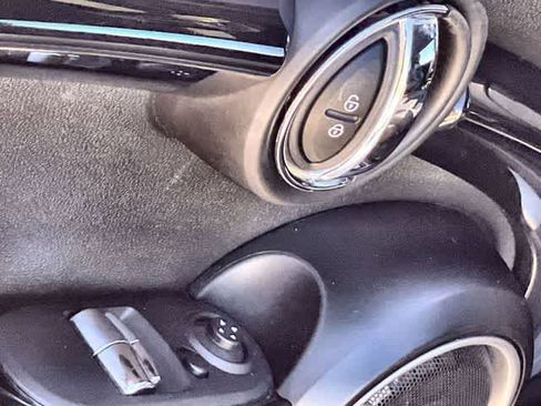 Used 2015 MINI Cooper S image 29