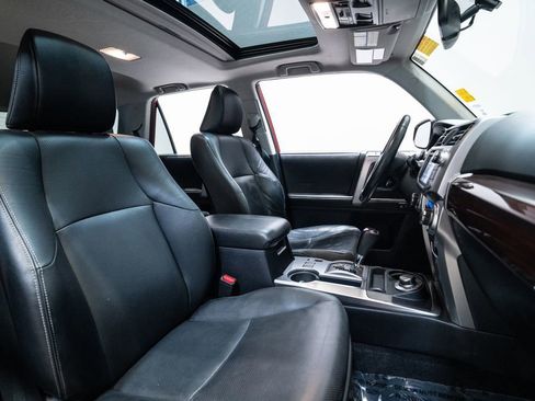 Used 2016 Toyota 4Runner Limited image 15