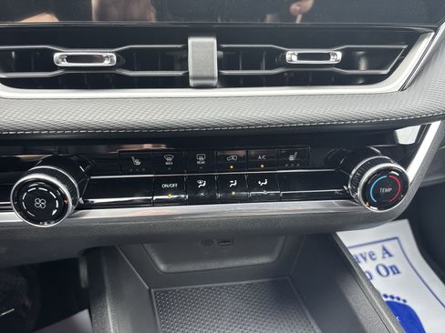 New 2026 Chevrolet Equinox LT FWD image 21