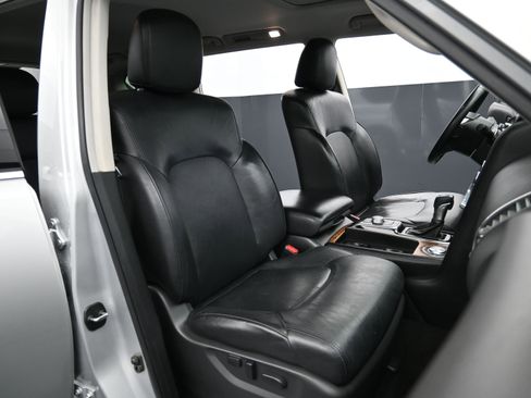 Used 2021 Nissan Armada SL w/ Captain's Chairs Package image 27