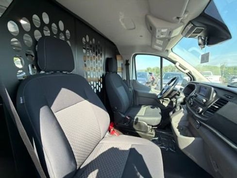 Used 2025 Ford Transit 250 Low Roof w/ Exterior Upgrade Package RWD image 22