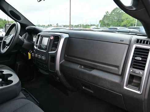 Used 2024 RAM 1500 Classic Warlock RWD image 24