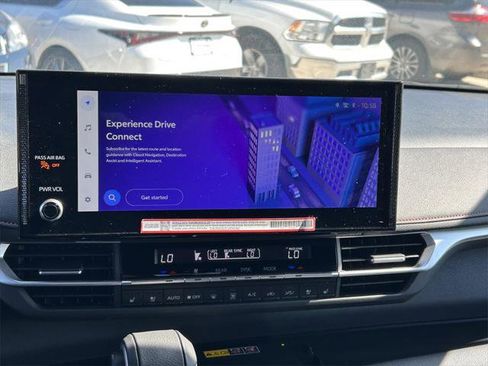 Certified 2025 Toyota Sienna XSE w/ XSE Premium Package image 22