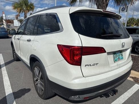 Used 2017 Honda Pilot Touring image 6
