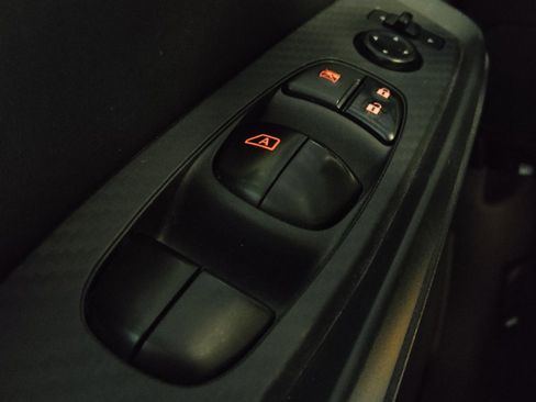 Used 2022 Nissan Sentra SV FWD image 27