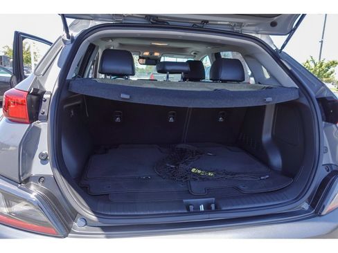 Used 2023 Hyundai Kona Limited FWD image 31