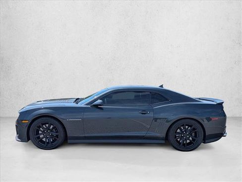 Used 2013 Chevrolet Camaro ZL1 RWD image 9