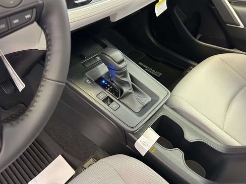 Used 2026 Toyota Corolla Cross LE w/ Moonroof Package FWD image 20