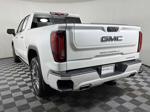 Used 2024 GMC Sierra 1500 Denali Ultimate AWD/4WD image 4