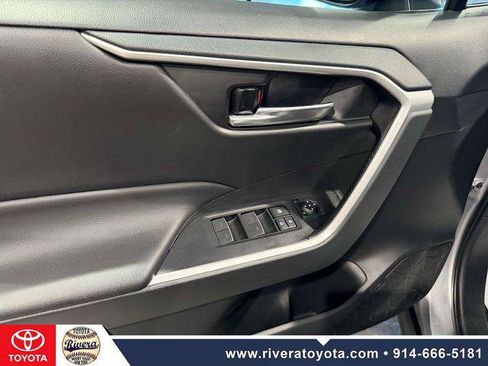 Certified 2023 Toyota RAV4 XLE w/ Convenience Package AWD/4WD image 11