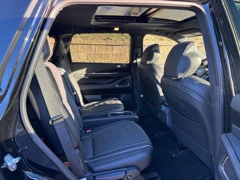 Used 2026 INFINITI QX60 Autograph w/ Dark Cargo Package image 10