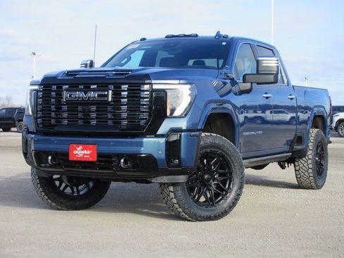 New 2026 GMC Sierra 2500 Denali Ultimate image 9