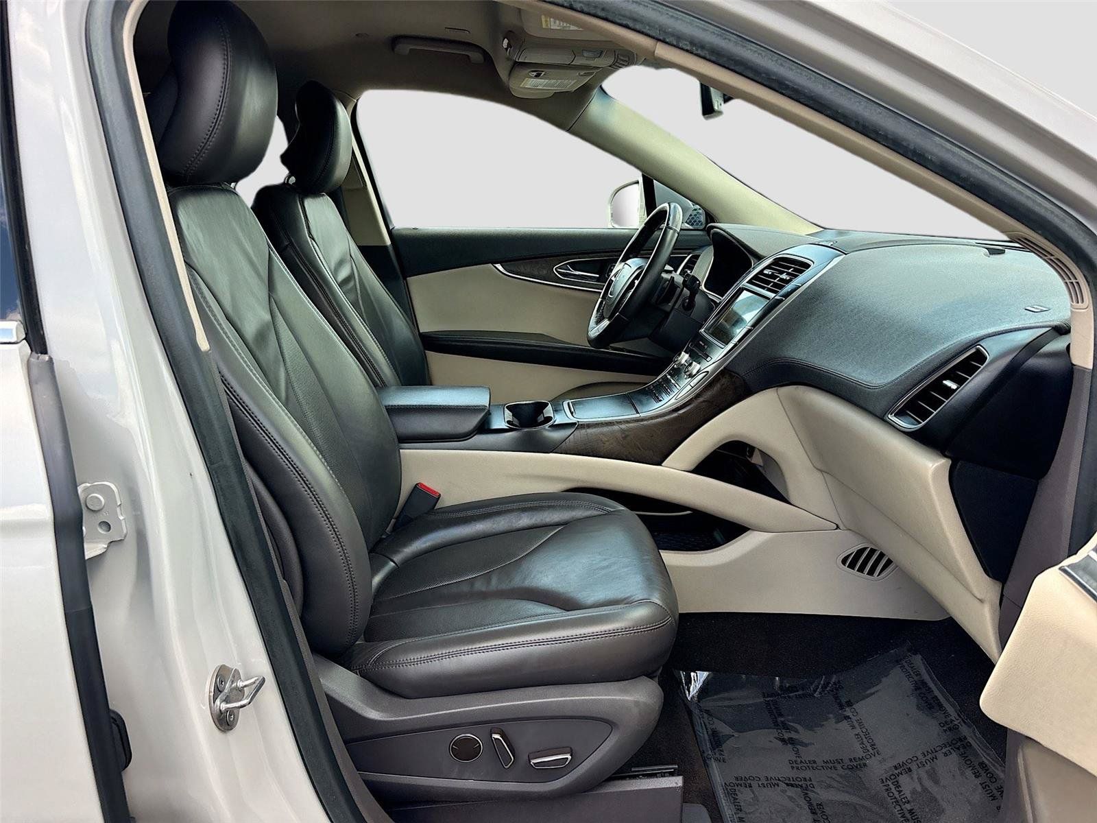 Used 2019 Lincoln Nautilus Select FWD image 27