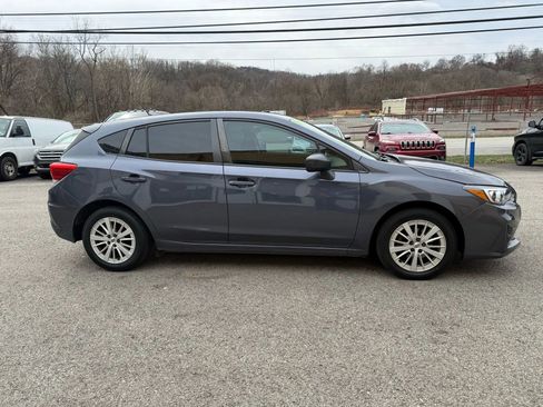 Used 2017 Subaru Impreza 2.0i image 4