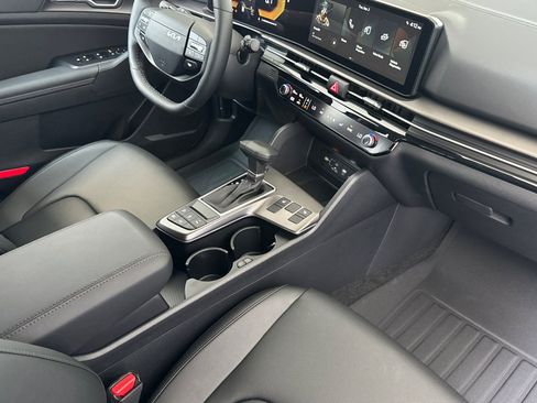 New 2026 Kia Sportage EX image 12