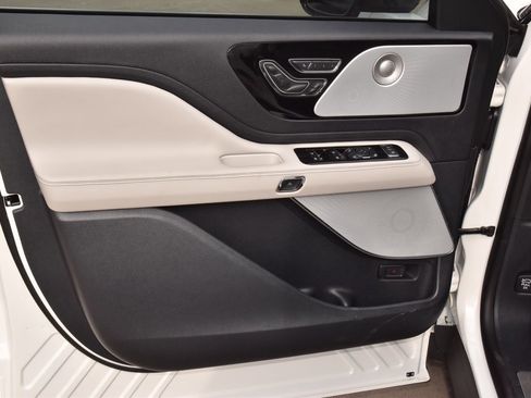 New 2026 Lincoln Aviator Reserve image 44