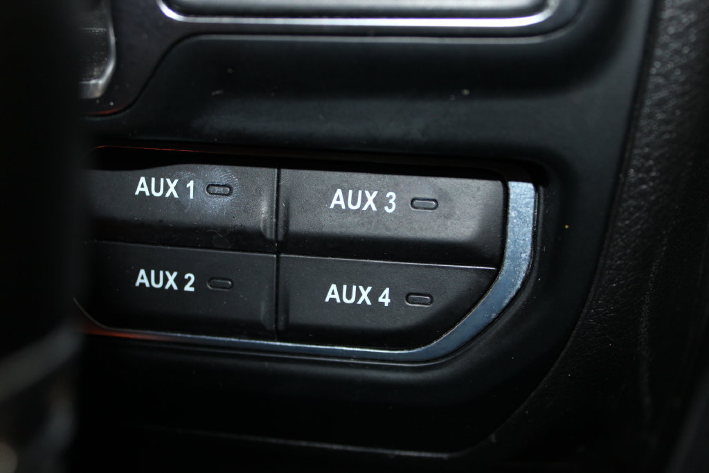 Used 2024 Jeep Wrangler Unlimited Rubicon 4xe AWD/4WD image 49