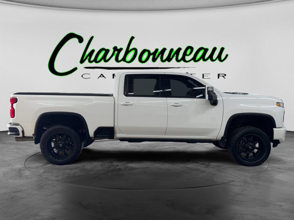 Used 2020 Chevrolet Silverado 2500 High Country w/ Technology Package AWD/4WD image 6
