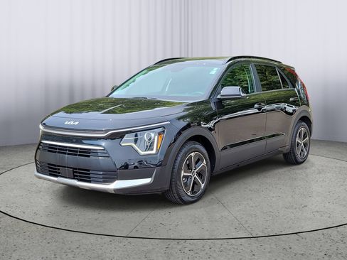 Certified 2024 Kia Niro EX FWD image 5