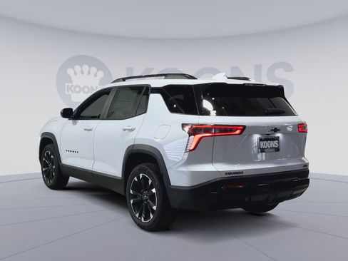 New 2026 Chevrolet Equinox RS w/ LPO, Floor Liner Package FWD image 8