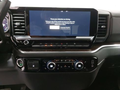 New 2026 GMC Sierra 1500 SLE w/ Preferred Package AWD/4WD image 19