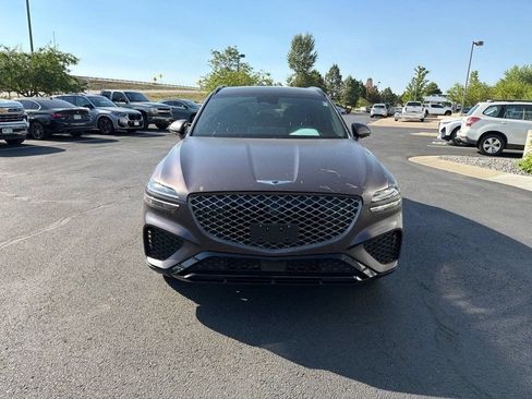 Used 2023 Genesis GV70 3.5T Sport w/ Sport Prestige Package AWD/4WD image 8