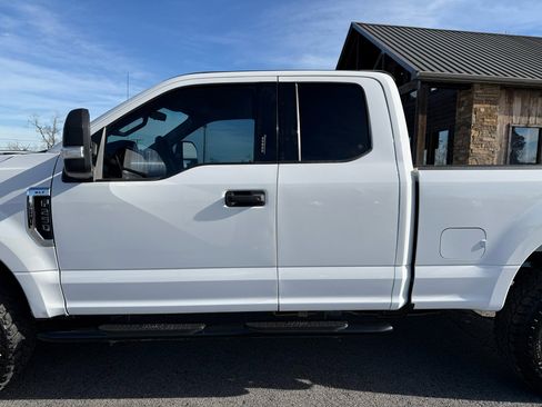 Used 2019 Ford F250 XLT w/ XLT Value Package image 35