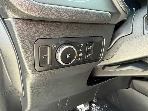 Used 2025 Ford Escape Platinum image 15