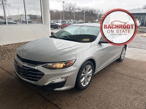 Used 2022 Chevrolet Malibu LT image 1