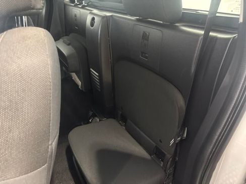 Used 2023 Nissan Frontier SV w/ SV Convenience Package AWD/4WD image 22