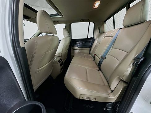 Certified 2019 Honda Ridgeline RTL image 17