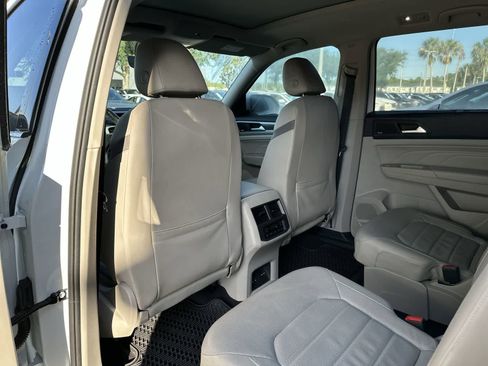 Used 2021 Volkswagen Atlas SEL Premium AWD/4WD image 18