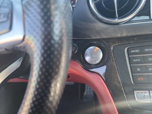 Used 2017 Mercedes-Benz SL 450 image 17