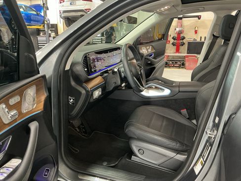 Used 2024 Mercedes-Benz GLE 450 4MATIC image 18
