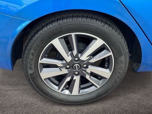 Used 2023 Nissan Versa SV image 8