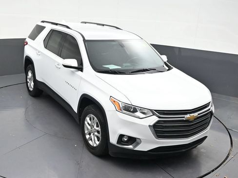Used 2020 Chevrolet Traverse LT FWD image 21